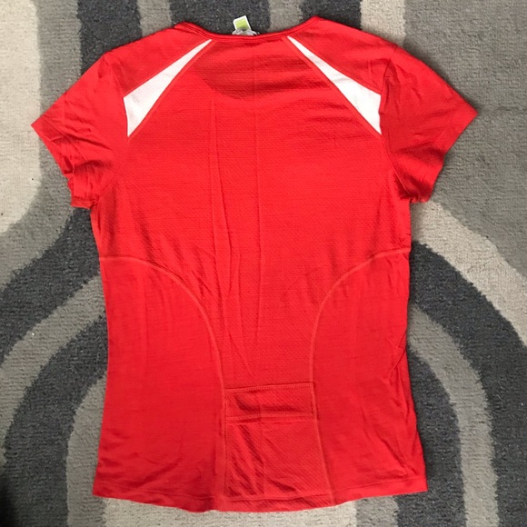 SMARTWOOL RED CYCLING WOOL WICKENING WITH BACK POCKET! - Picture 4 of 4